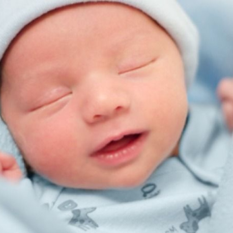 بالفيديو: كيف رأت هذه الأم الكفيفة مولودها الجديد؟