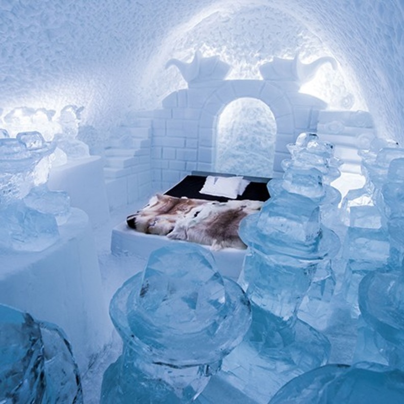 ICEHOTEL في السويد