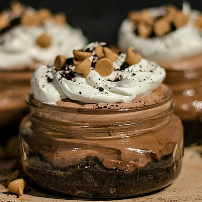 أشهر 10 أنواع حلويات في العالم