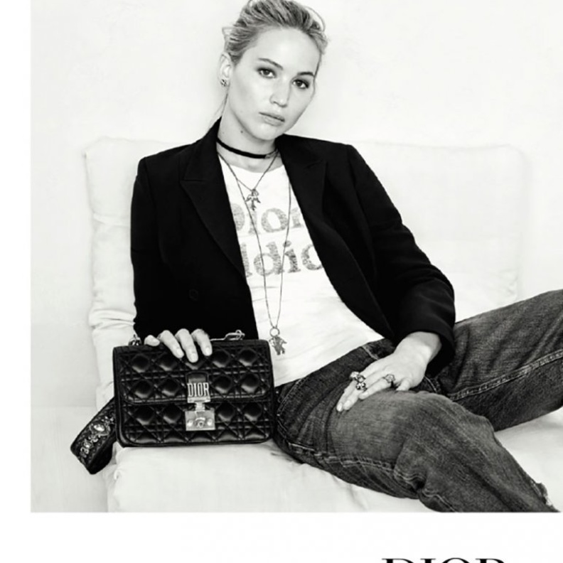 من تصميم ماريا غراتسيا كيوري