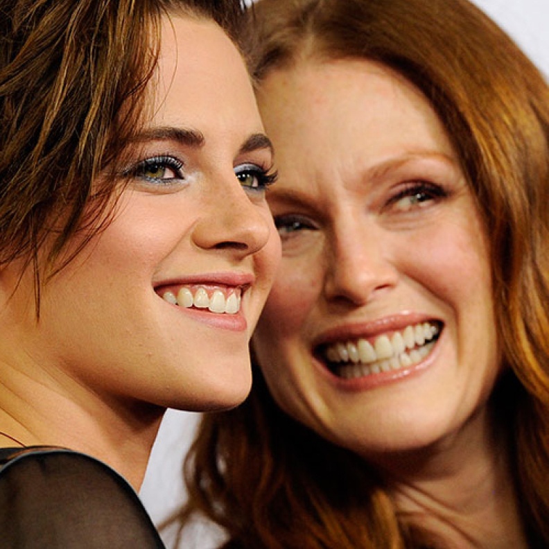 Julianne Moore and Kristen Stewart 
