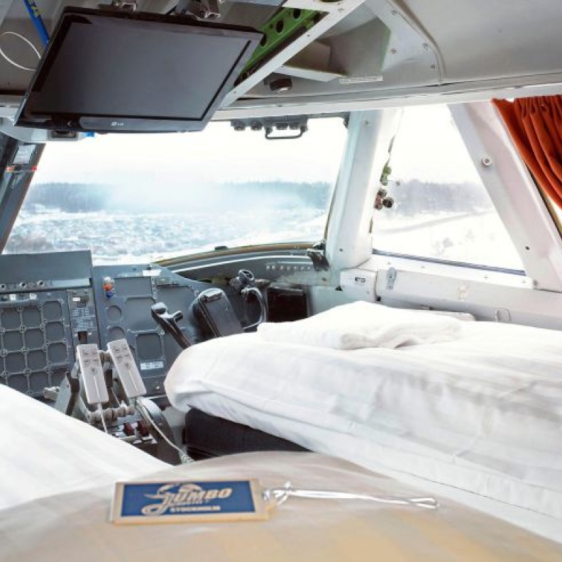 طائرة جامبو تتحول إلى فندق فاخر في السويد