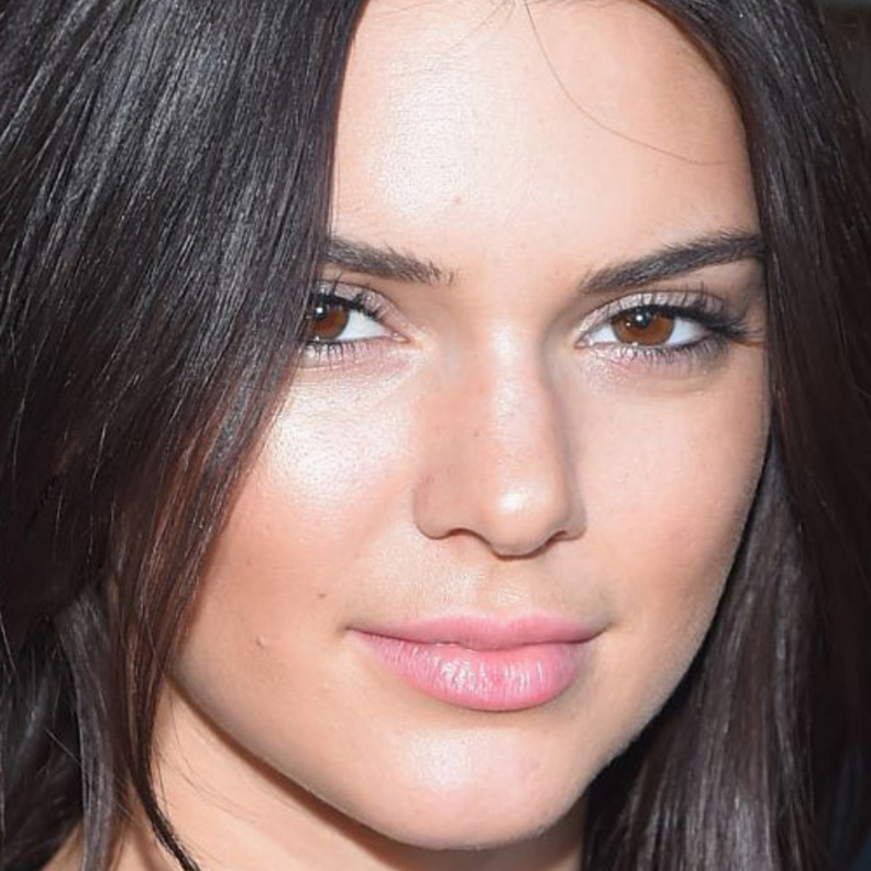 Kendall Jenner Modern Muse Le Rouge