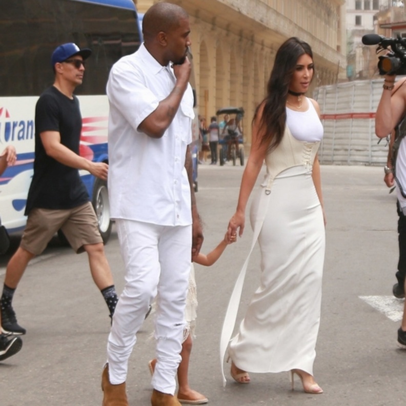 جوين ستيفاني  حامل في طفلين توأم