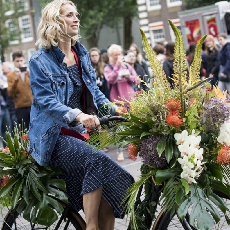 Kimpton De Witt يطلق حملةً في شوارع المدينة 