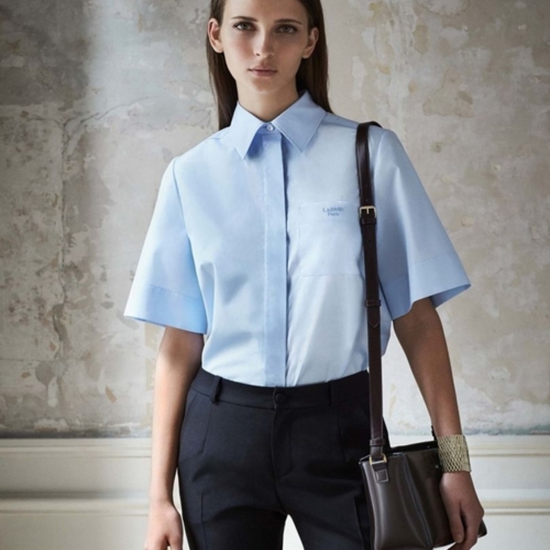 Lanvin  القميص الأزرق الكلاسيكي من 