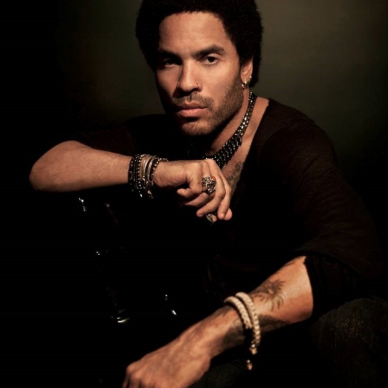 بالصور: Lenny Kravitz وعشيقات جميلات من كل قارات العالم