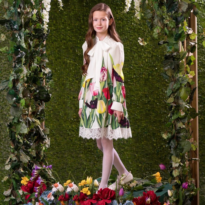 Monnalisa Bebé فستان ناعم معرق بالورود من 