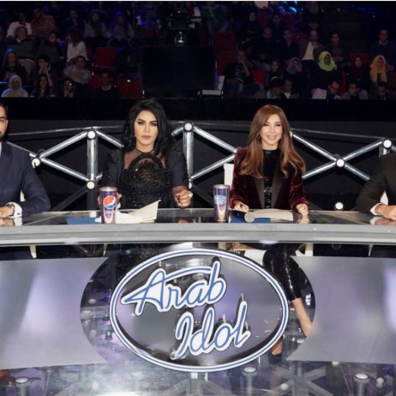 لجنة التحكيم