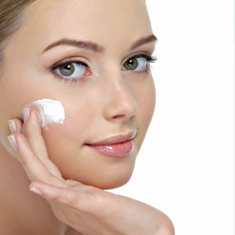 ديور DIOR Bronze Beautifying Protective Creme Sublime Glow SPF 50