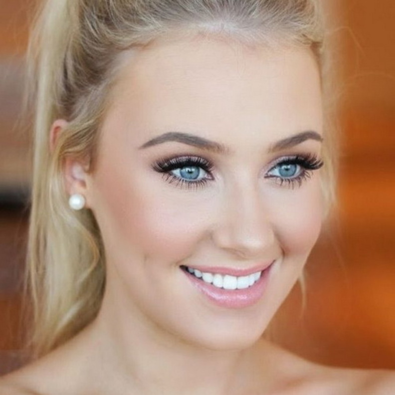 Nars Sheer Glow Foundation