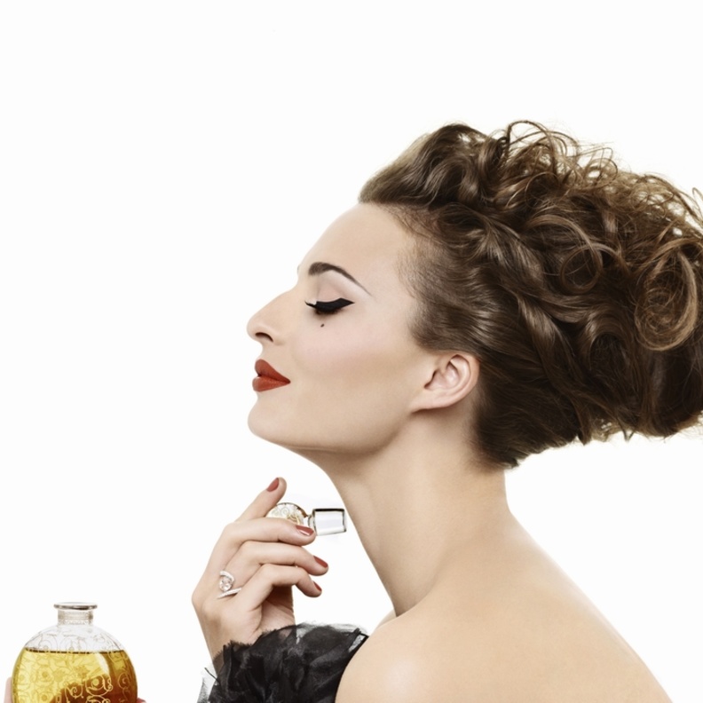 عطور حرة وبلا قيود