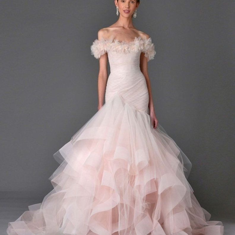 Marchesa فستان زفاف باللون الزهري من 