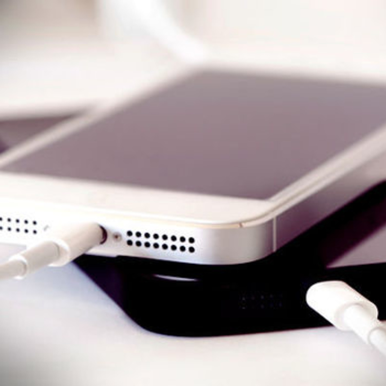 الطاقة الشمسية تشحن أجهزة أبل القادمة