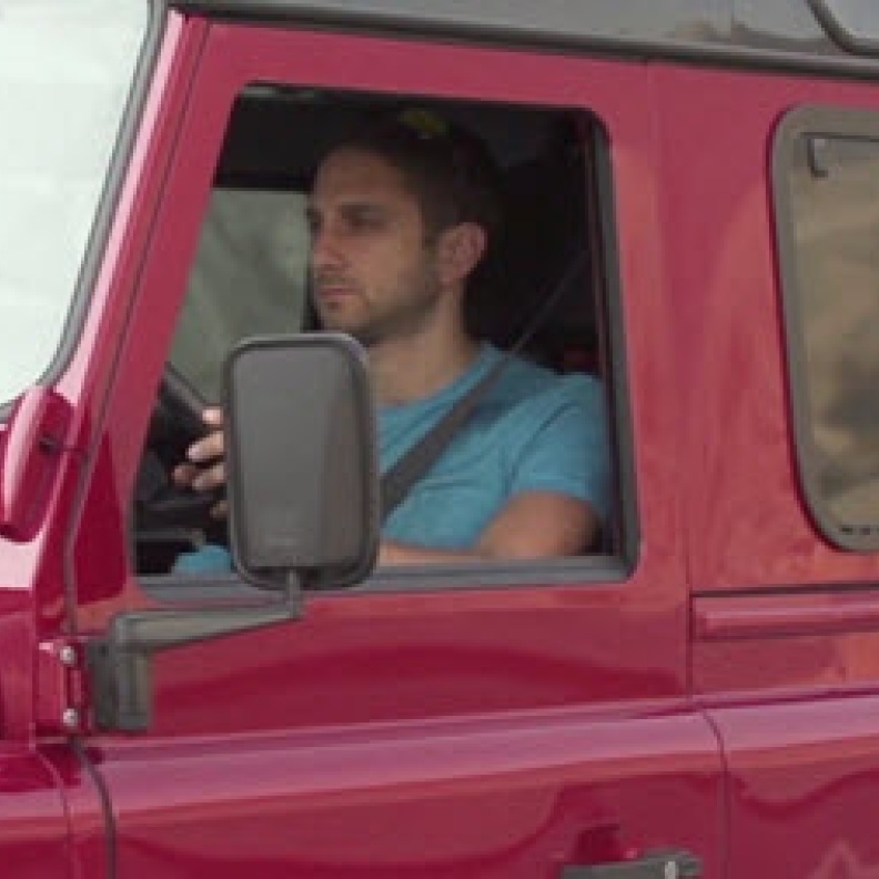 مبادرة "التسلق من أجل مكافحة السرطان" مع لاند روفر