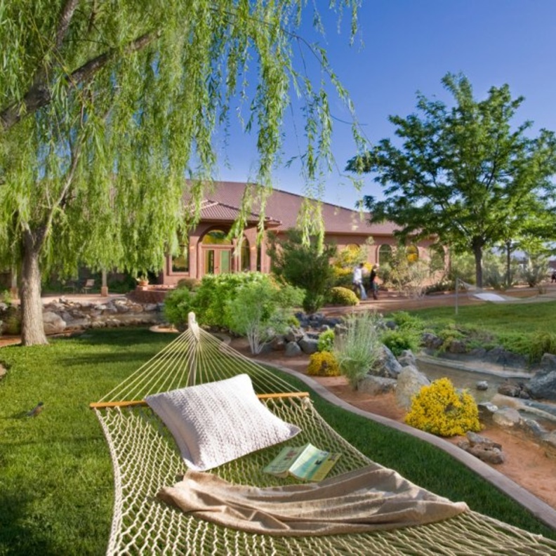 RED MOUNTAIN RESORT 1