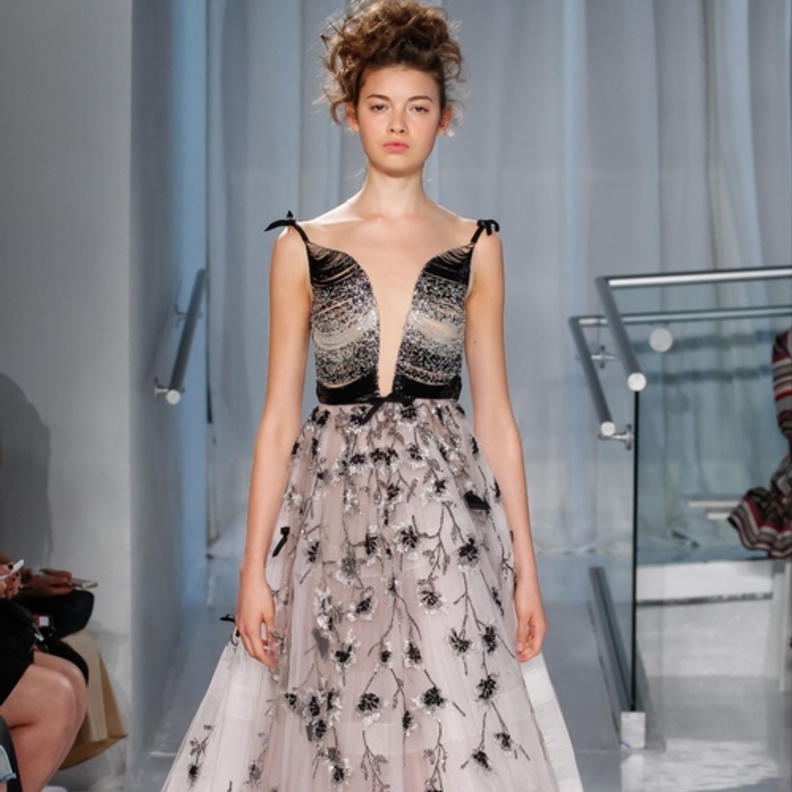 Reem Acra فستان خطوبة من