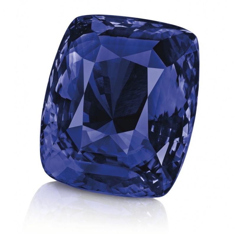 حسناء آسيا الزرقاء تحطم الأرقام القياسية