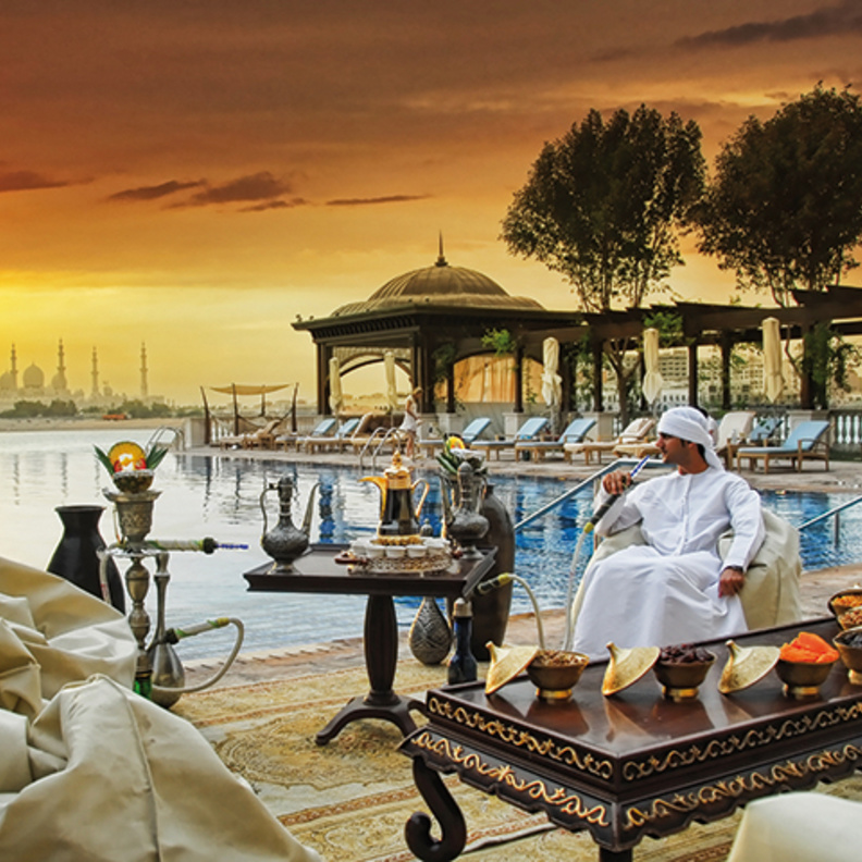 أجواء رمضانية بفندق شانغريلا، قرية البري، ابوظبي بروح أندلسية بخيمة آرابيسك