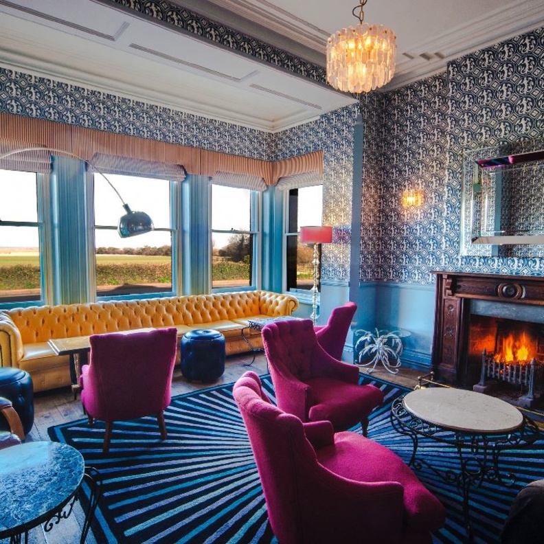 TITCHWELL MANOR, TITCHWELL, NORFOLK