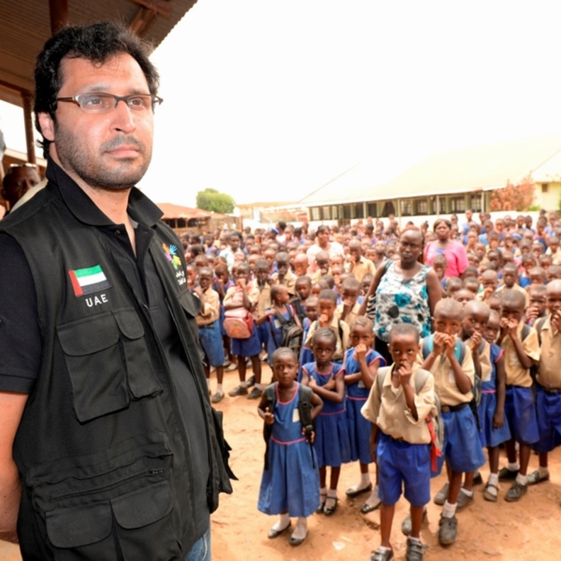 دبي العطاء إلى إندونيسيا وسيراليون لاختتام برامج "توفير المياه والمرافق الصحية والنظافة المدرسية"