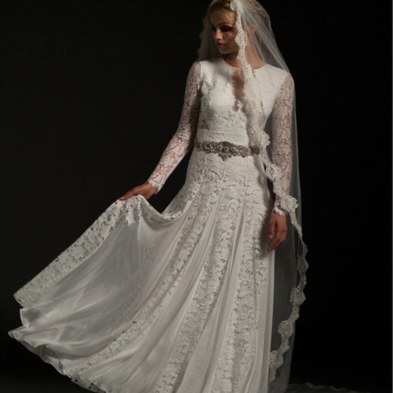 Temperley Bridal فستان زفاف بأكمام طويلة للمحجبات من 