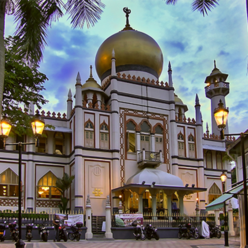 1 - سنغافورة