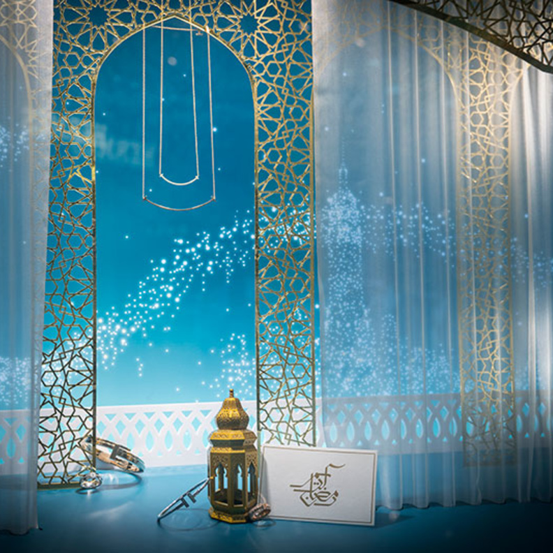 واجهات رمضانية خاصة بالشهر الفضيل من Tiffany & Co