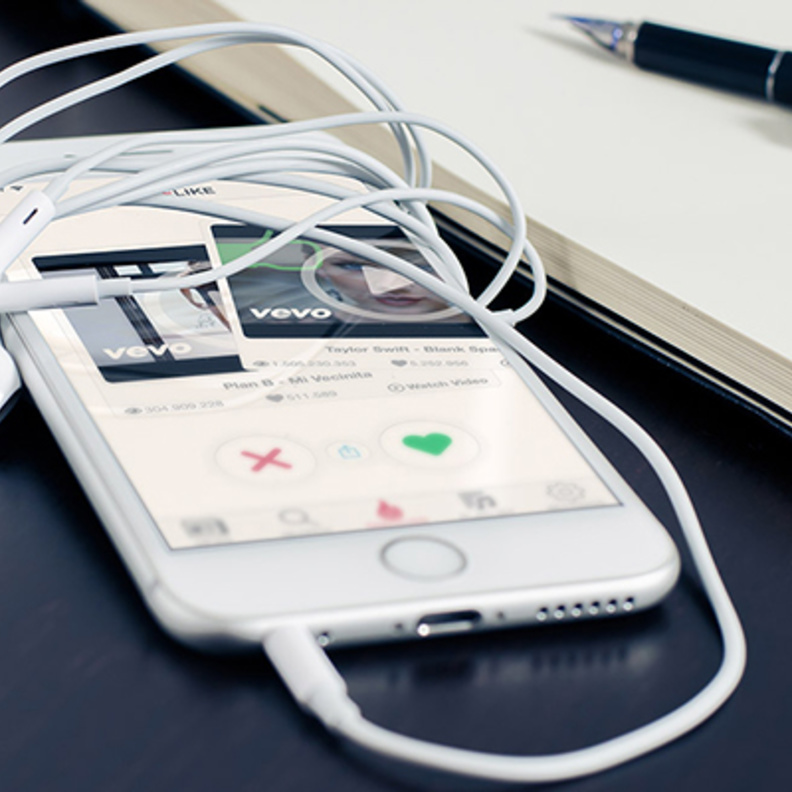 TubeLike .. لاستكشاف المقاطع الموسيقية المميزة على يوتيوب