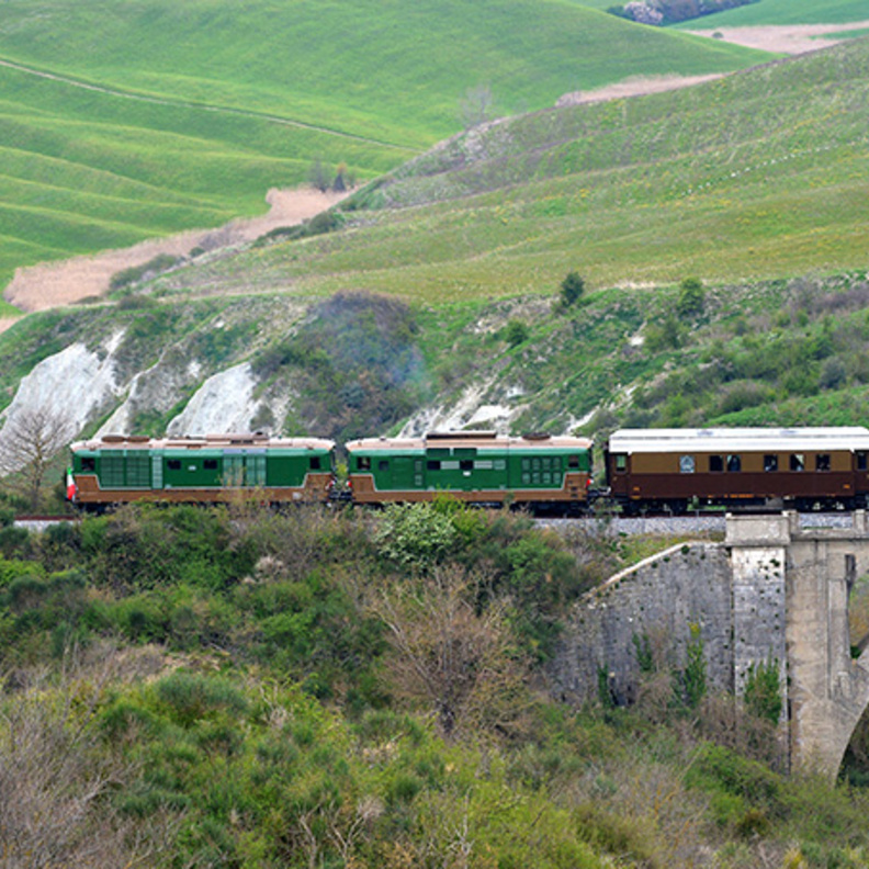 إيطاليا تعيد قطارتها العتيقة لجذب السيّاح !