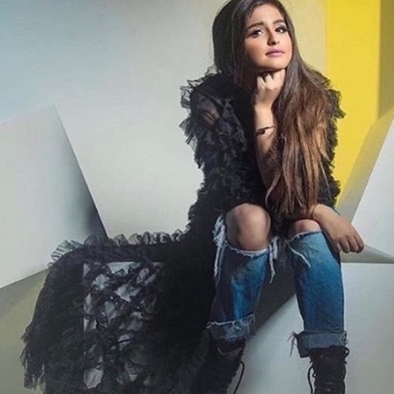 حلا الترك بالجينز