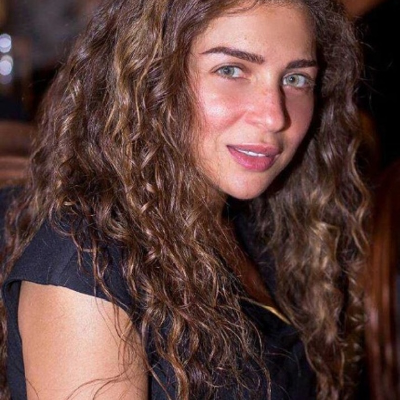 مي عز الدين 2017 بدون مكياج