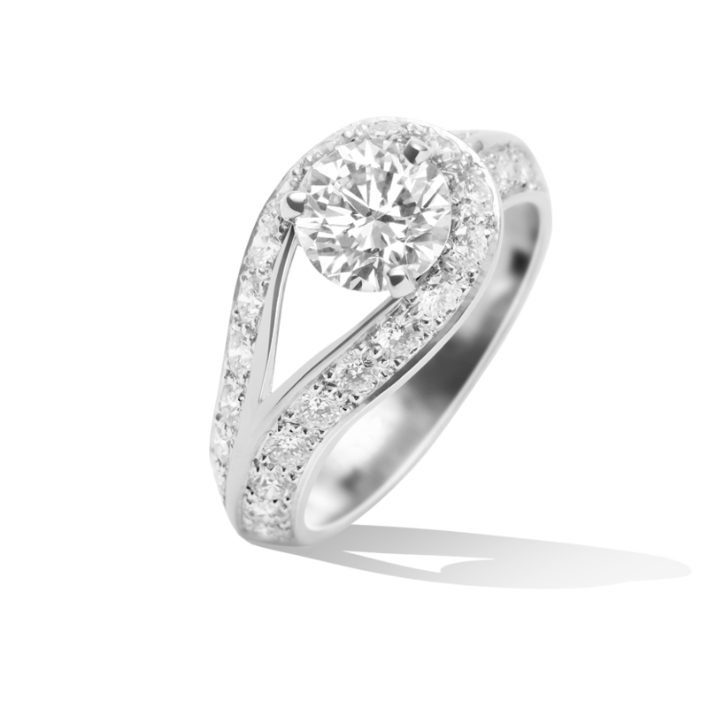 Van Cleef Arpels engagement 