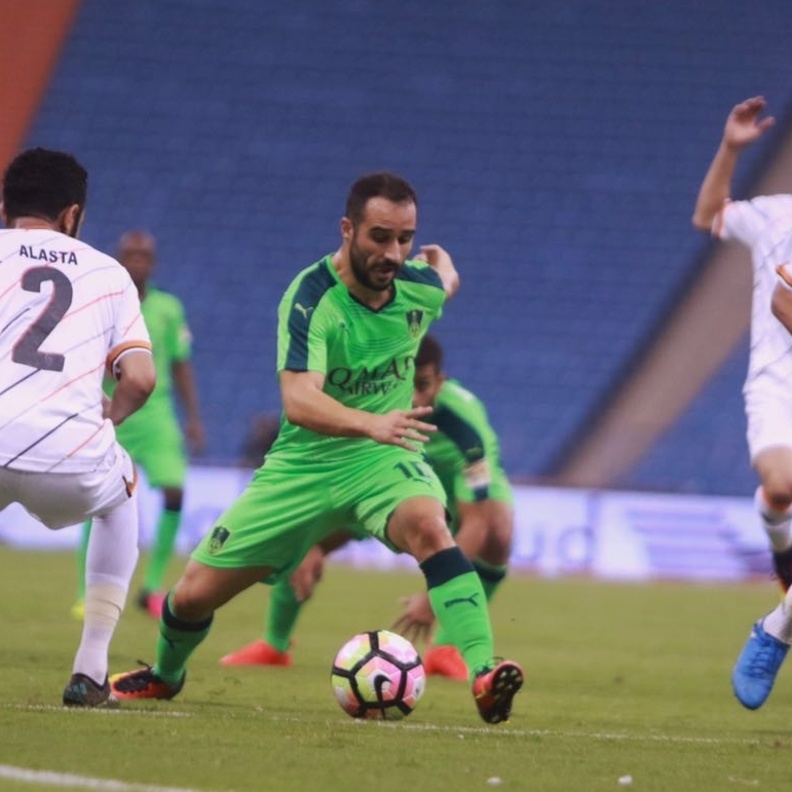 الشباب يقلب الطاولة على الاهلي