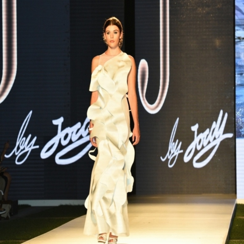 ابرز محطات اليوم الاول من أسبوع الموضة العربي برعاية هواوي