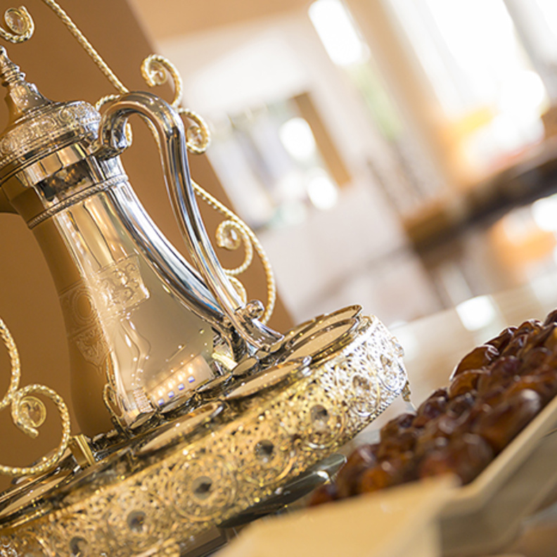 نكهة شرق أوسطية في بوفيه فندق نوفوتيل أبوظبي