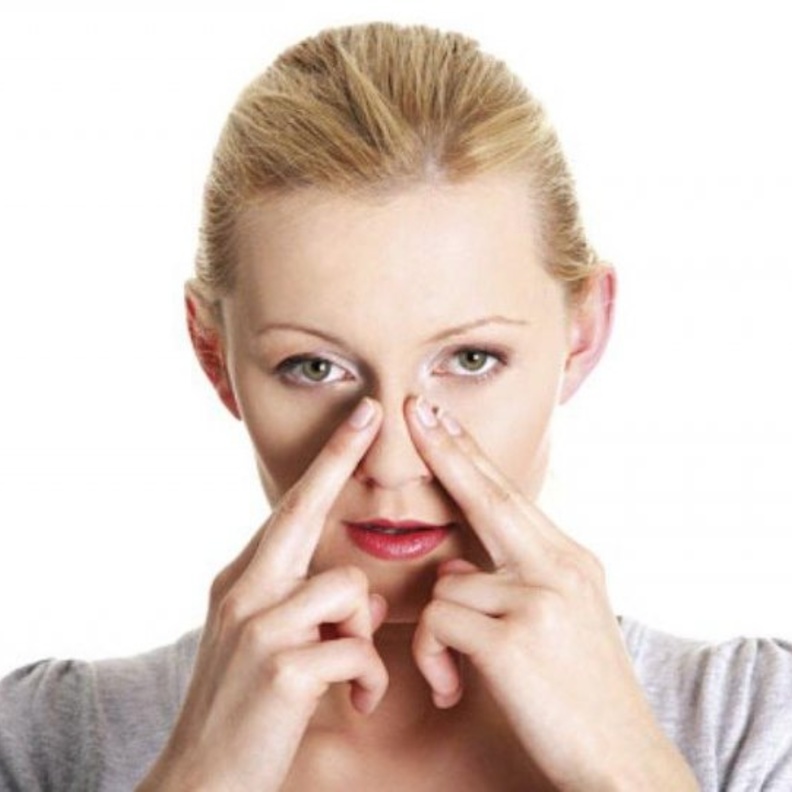 اسباب واعراض التهاب الجيوب الانفية الحاد