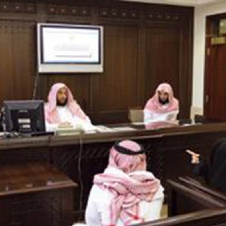 مليونيرة وطليقها الملياردير أمام المحاكم في 26 قضية