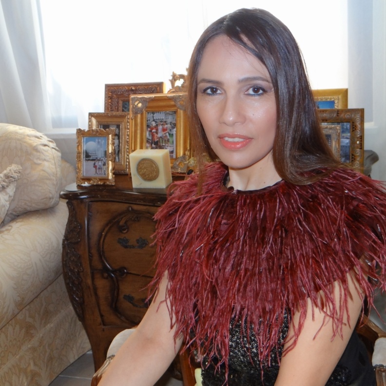 المصممة سعاد سامي