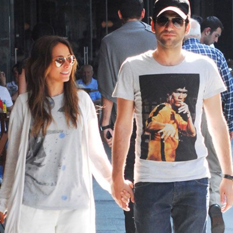 بورتشين ترزي أوغلو وحبيبها لأول مرة بعد اعلان زوجها السابق خطوبته