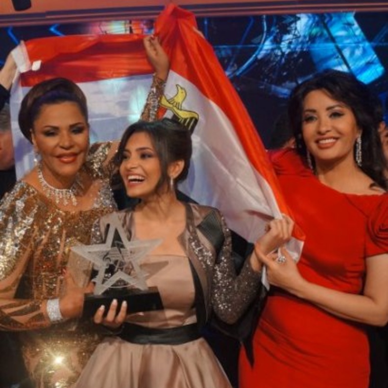 تتويج كارمن سلميان في اراب ايدول