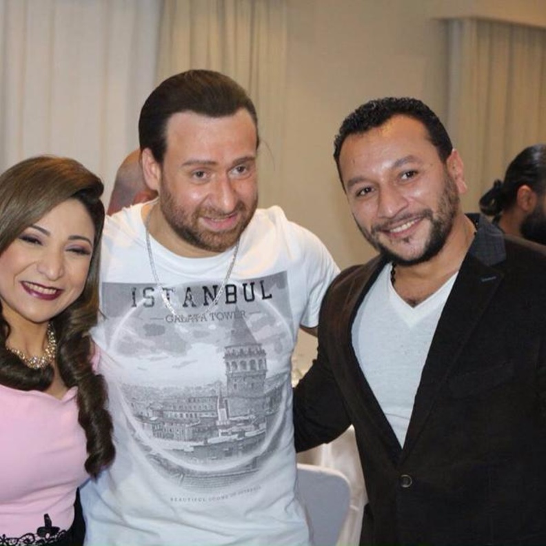 زوجة نضال لا تغضب من معجباته وتدعو زيادتهن