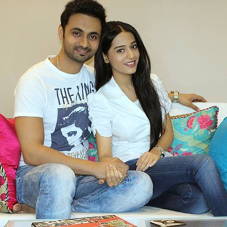 زواج هادئ للممثلة الهندية امريتا راو!