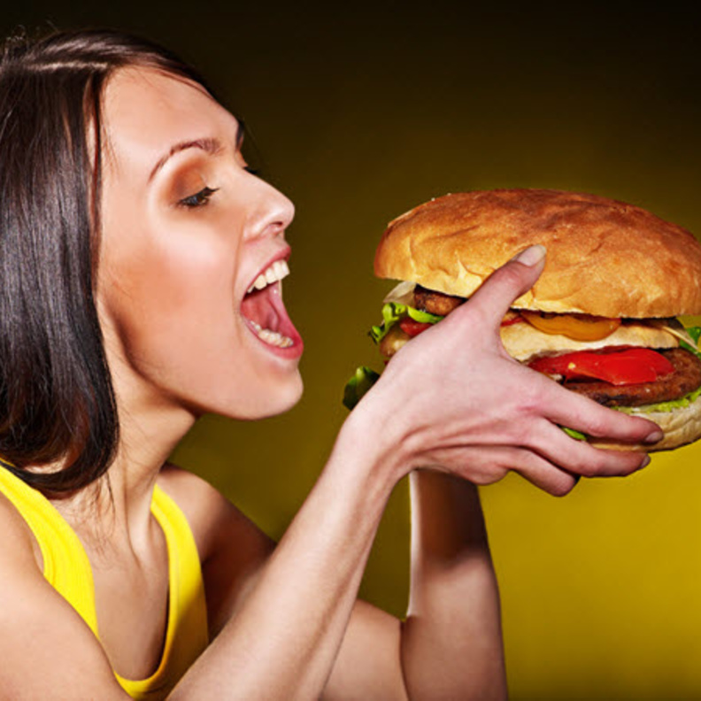 تطبيقٌ يساعد على منع الإسراف بتناول الأكل 