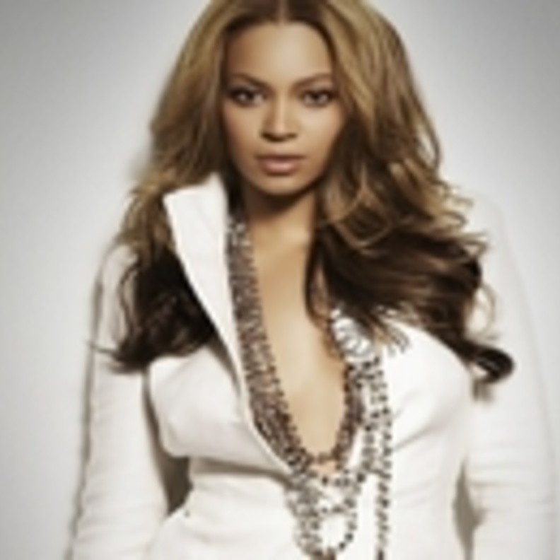 بيونسيه تنتظر مولودها بديسمبر