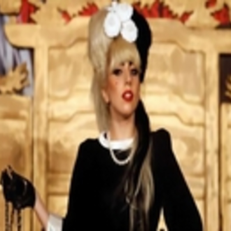 ليدي غاغا تطلق مؤسسة معنية بالشبان ومحاربة التنمر