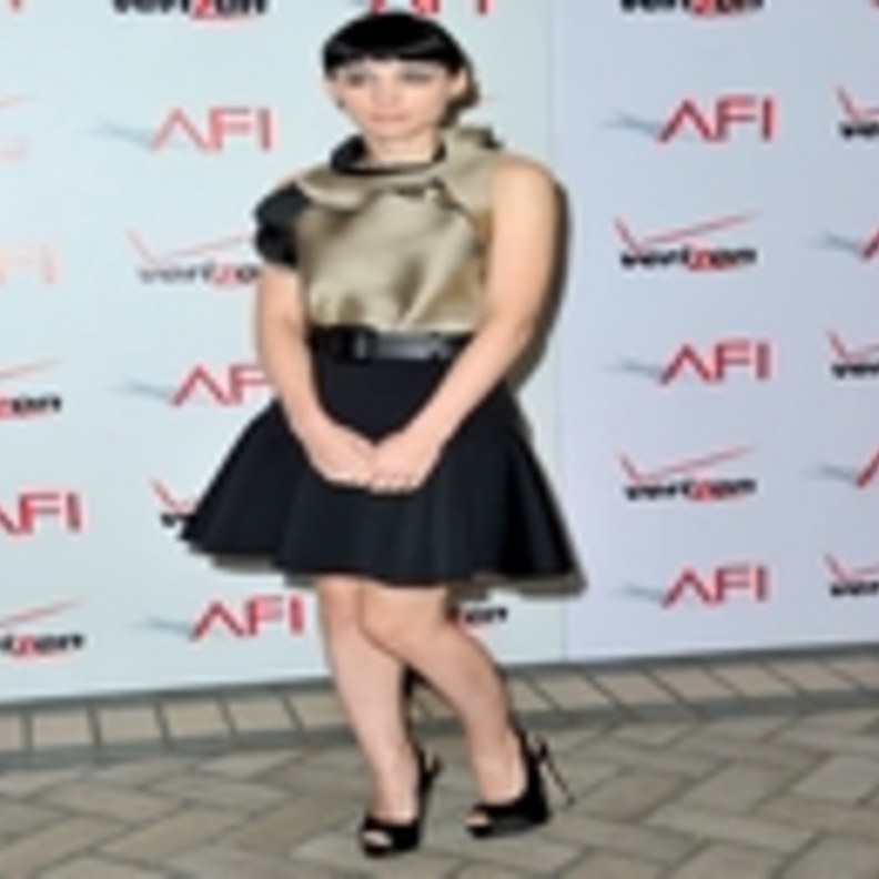 Rooney Mara تفجر أنوثتها بفساتين الهوت كوتير