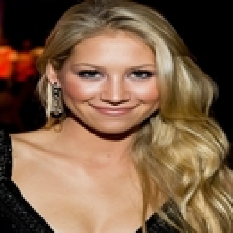 أنا كورنيكوفا تبيع قصرها في ميامي بـ7.4 مليون دولار