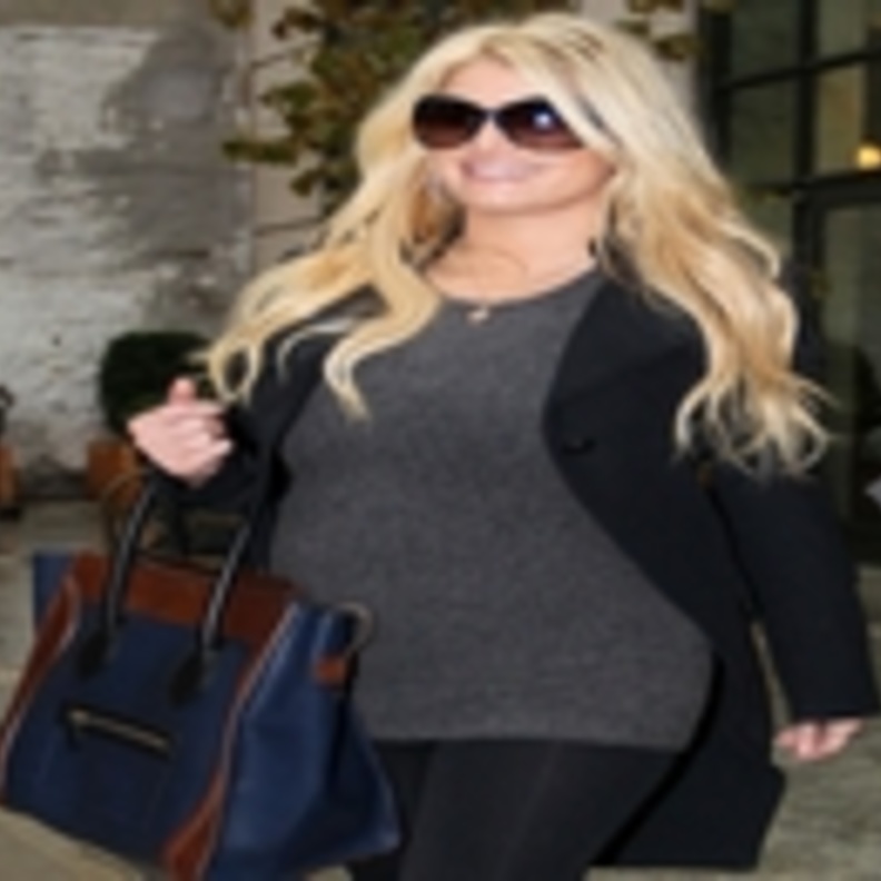 جيسكا سيمبسون تعلن أنها سترزق بطفلة