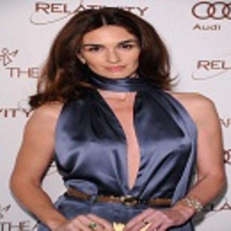 باز فيغا تتألق بمجوهرات  Bulgari 